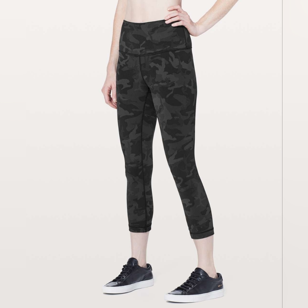 Lululemon Wunder Under Crop (Hi-Rise) *Full-On Luon 21"